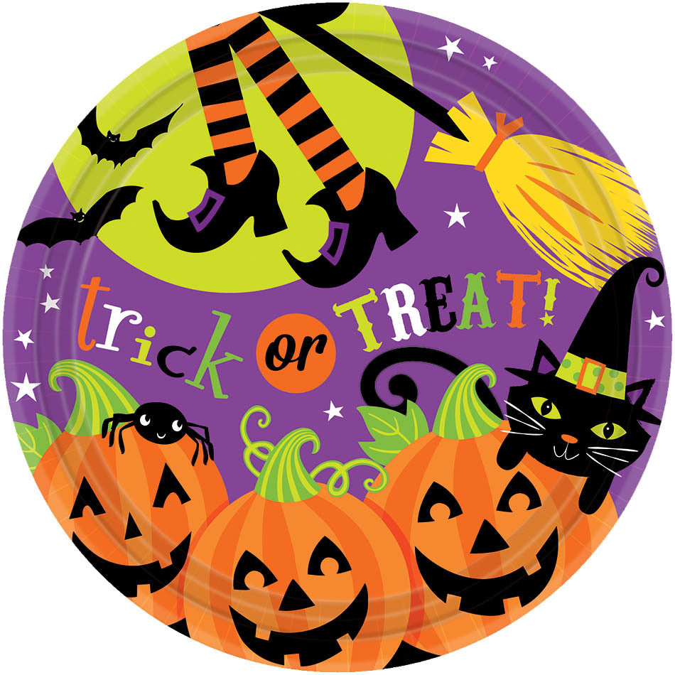 Witch's Crew Dessert Plates (18ct)