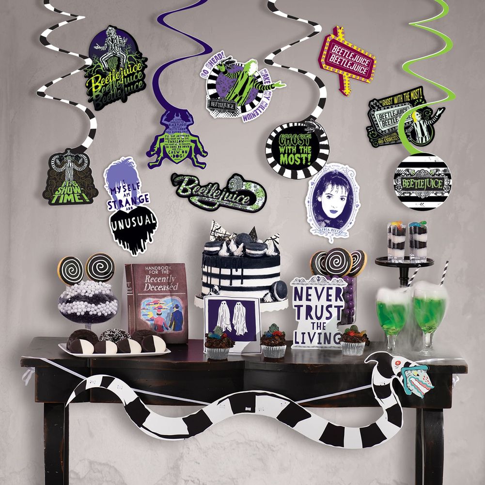 Beetlejuice™ Room Decorating Kit (1ct)