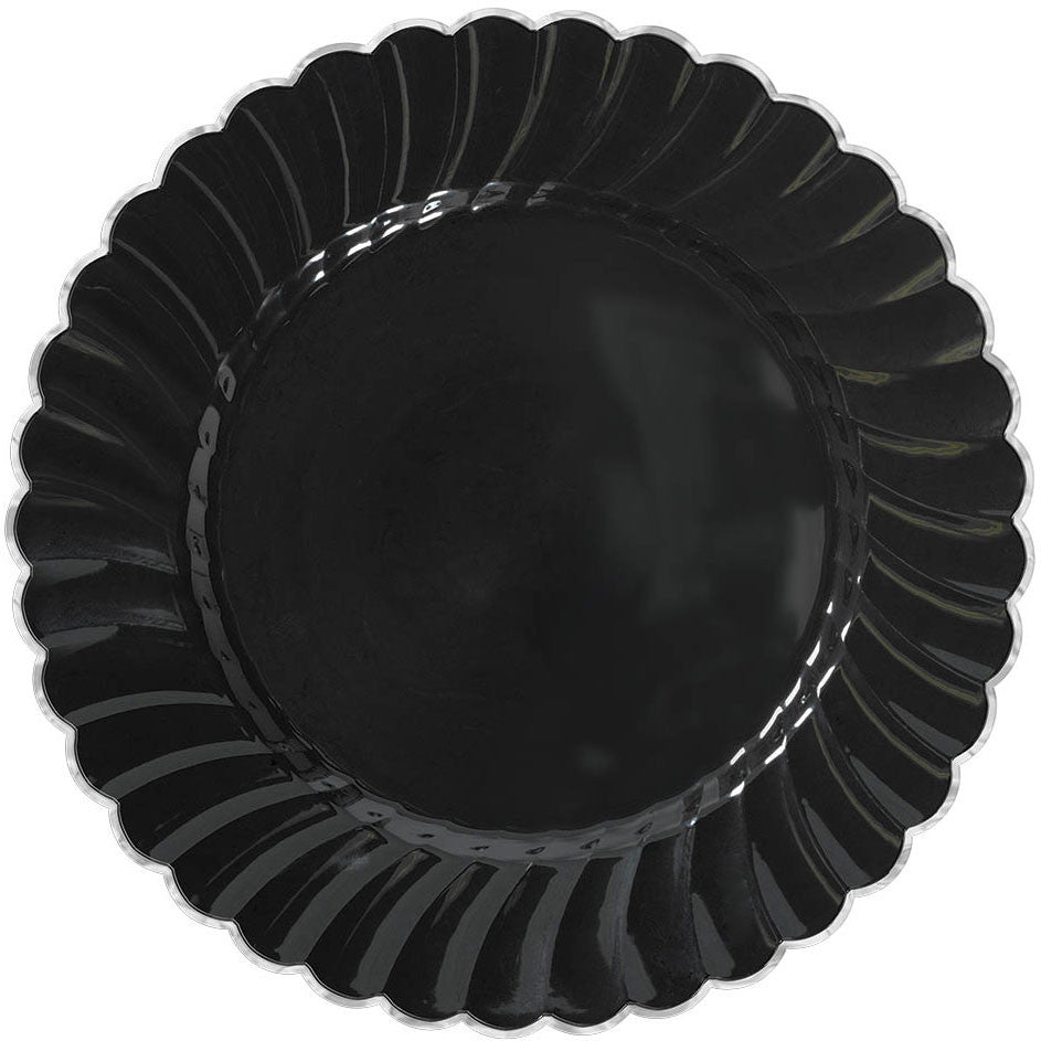 7" Black Scallop Plates w/Metallic Trim